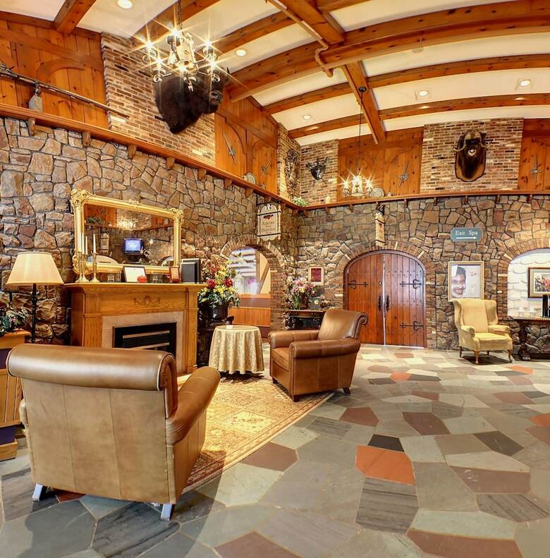 Posada Old Orchard Inn & Spa