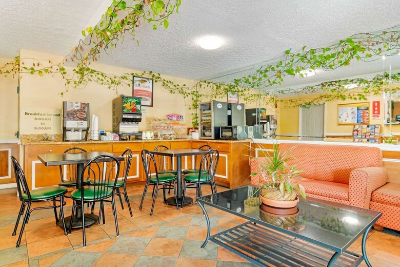 Hotel Econo Lodge