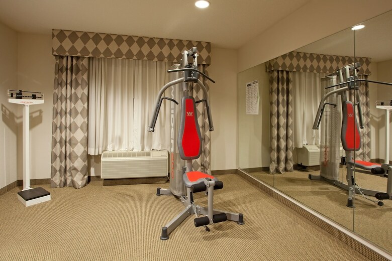 Holiday Inn Express Hotel & Suites Mebane