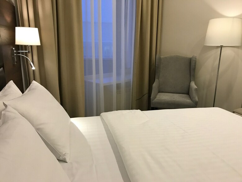 Hotel Oktyabrskaya