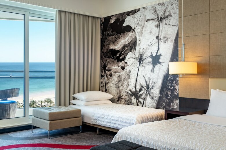 Hotel Le Meridien Al Aqah Beach Resort