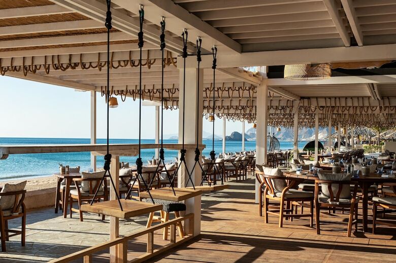 Hotel Le Meridien Al Aqah Beach Resort