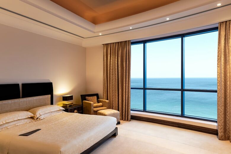 Hotel Le Meridien Al Aqah Beach Resort