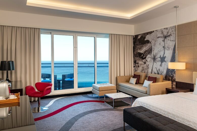 Hotel Le Meridien Al Aqah Beach Resort