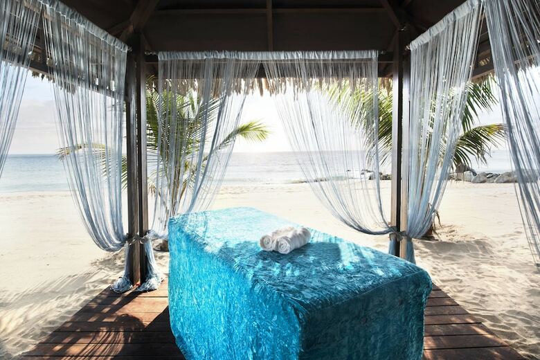 Hotel Le Meridien Al Aqah Beach Resort