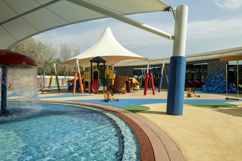 Hotel Le Meridien Al Aqah Beach Resort