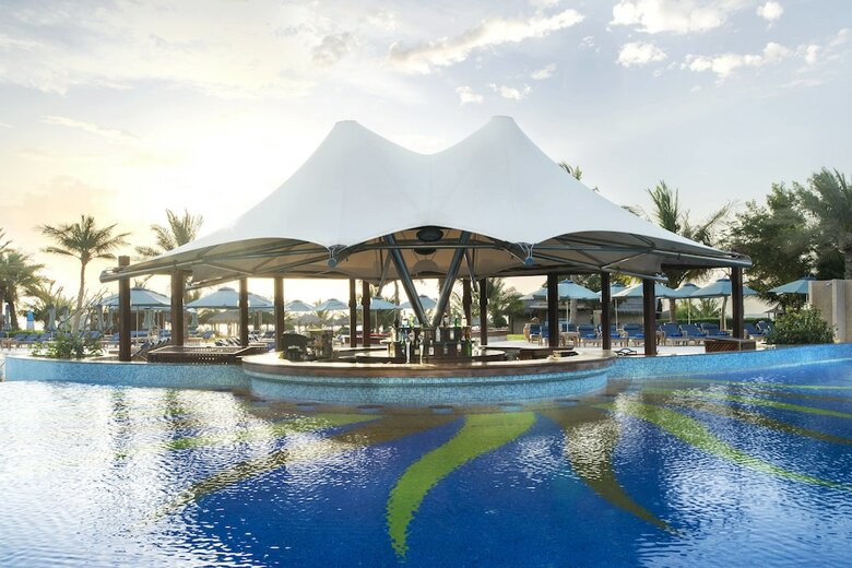 Hotel Le Meridien Al Aqah Beach Resort