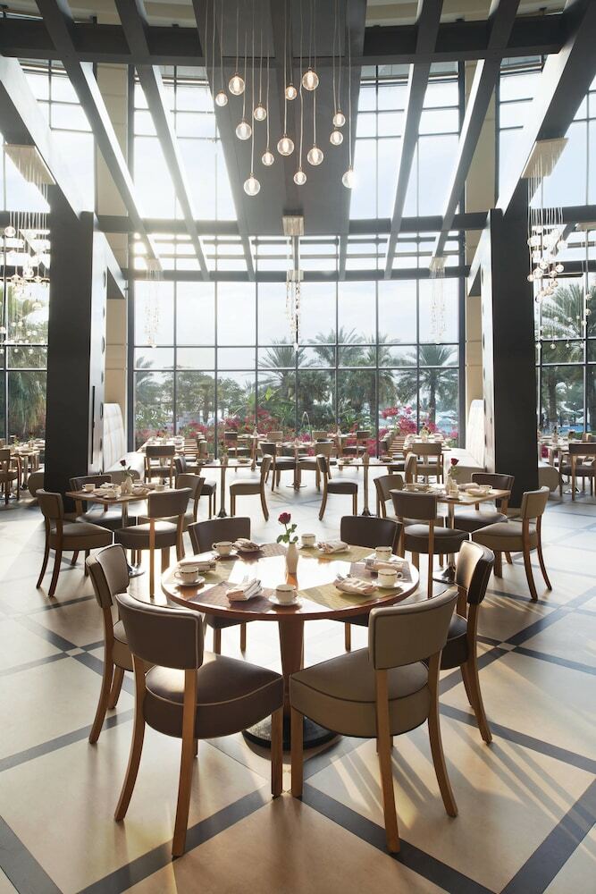Hotel Le Meridien Al Aqah Beach Resort