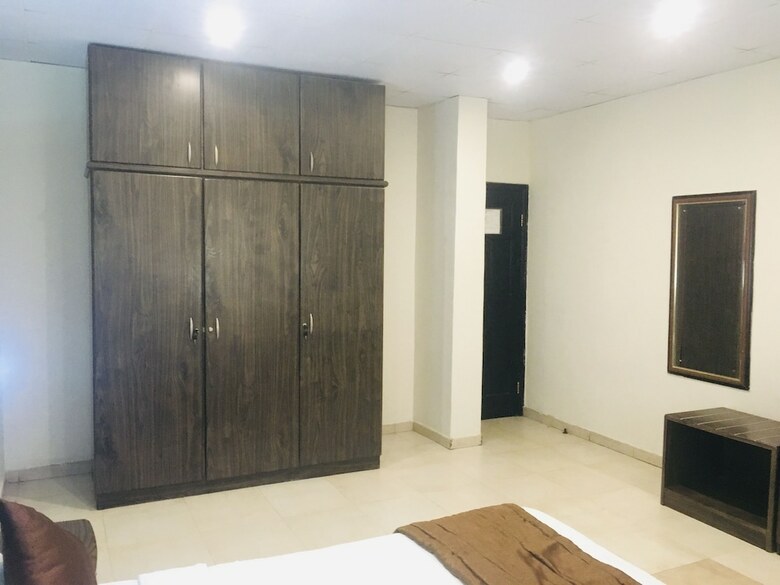 Atlantic Hotels And Suites