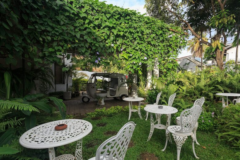 Royce Boutique Hotel