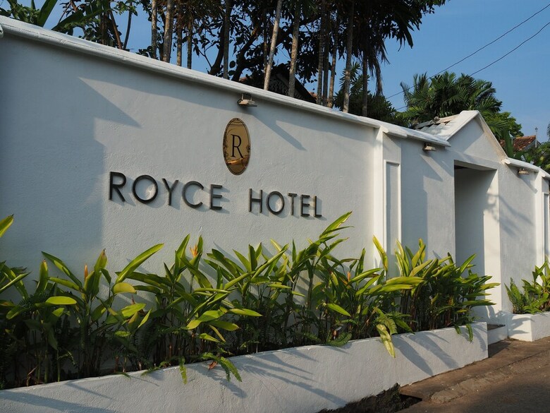 Royce Boutique Hotel