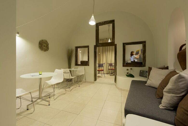 Aparthotel Krokos Villas