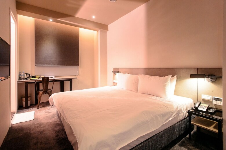 Kiwi Express Hotel-taichung Station Branch II