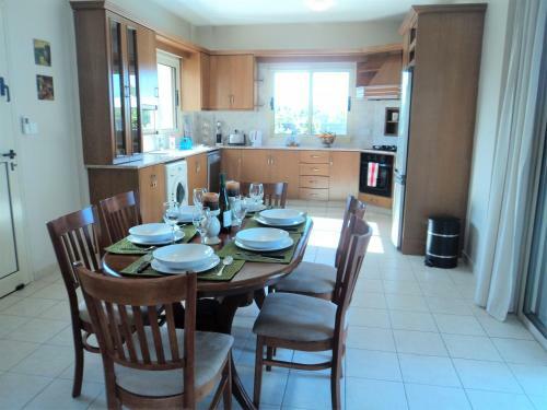 Citrus Grove Villa