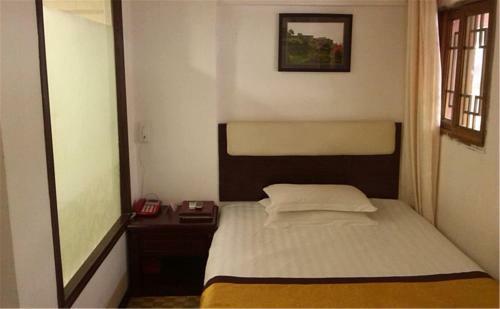 Wudangshan Yinjie Holiday Hotel