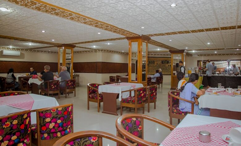 Vaishali Hotel