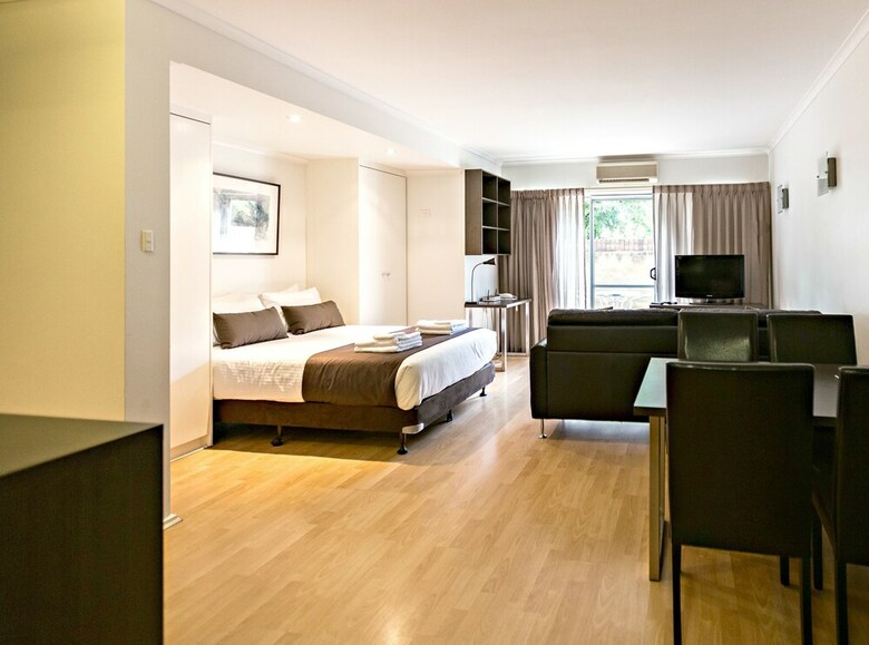 Adelaide Dresscircle Apartments - Archer Street