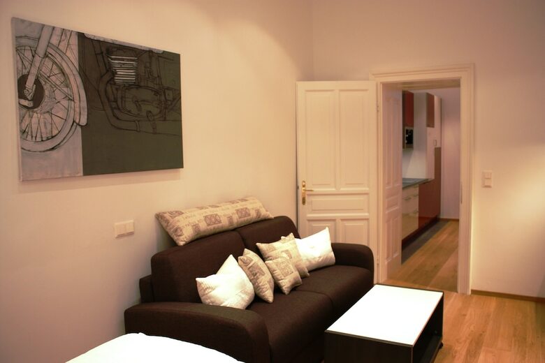 Govienna Opera Apartment