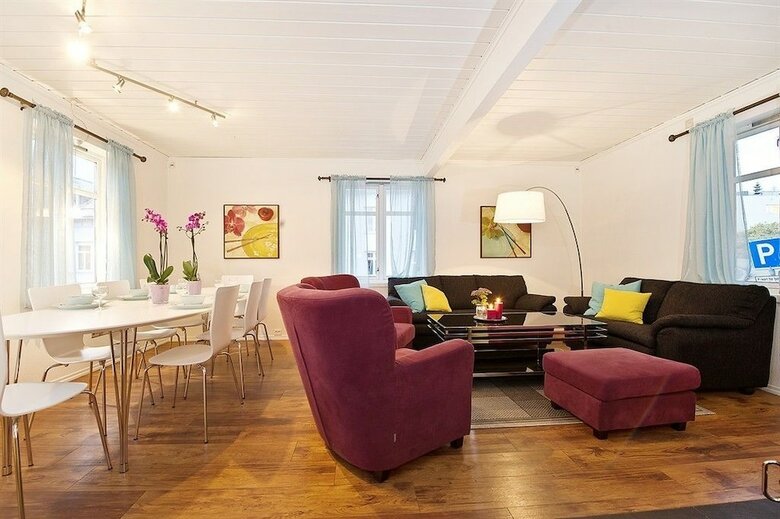Enter Troms� Apartments