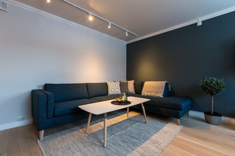 Enter Troms� Apartments