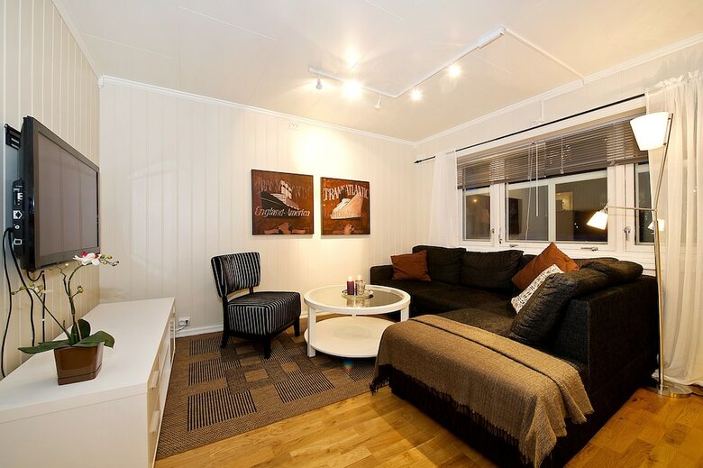 Enter Troms� Apartments