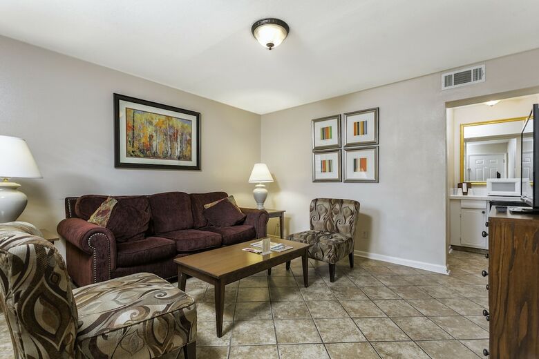 French Quarter Suites Hotel