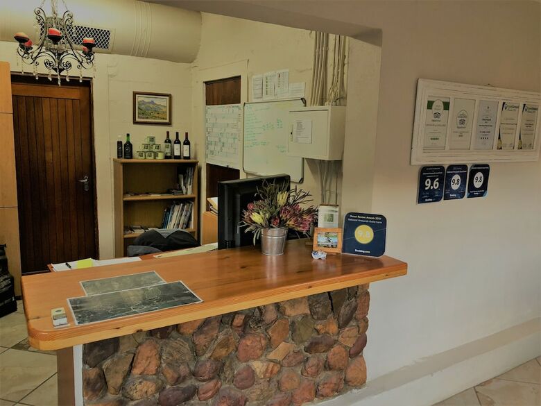 Hotel Oaksrest Vineyards