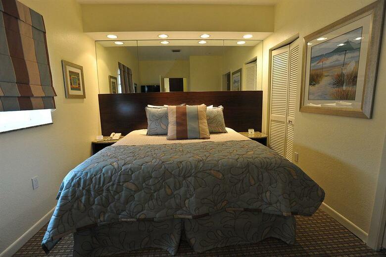 Crystal Beach Suites Oceanfront Hotel