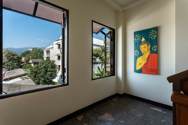 Lee Chiang Hotel