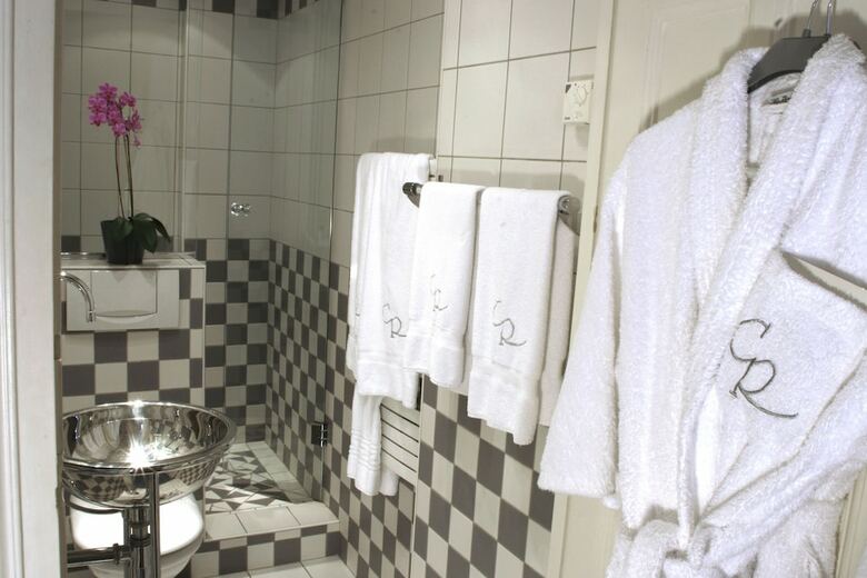 Hotel Hostellerie Du Chapeau Rouge