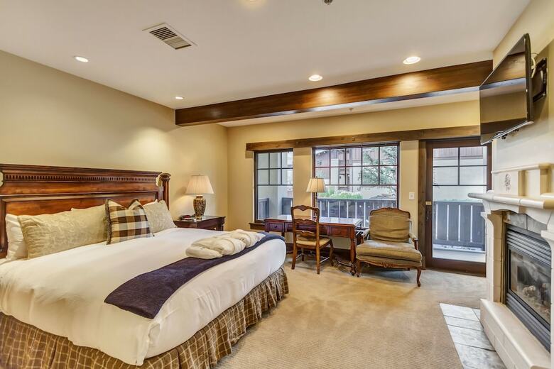 The Chateaux Deer Valley