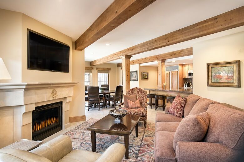The Chateaux Deer Valley