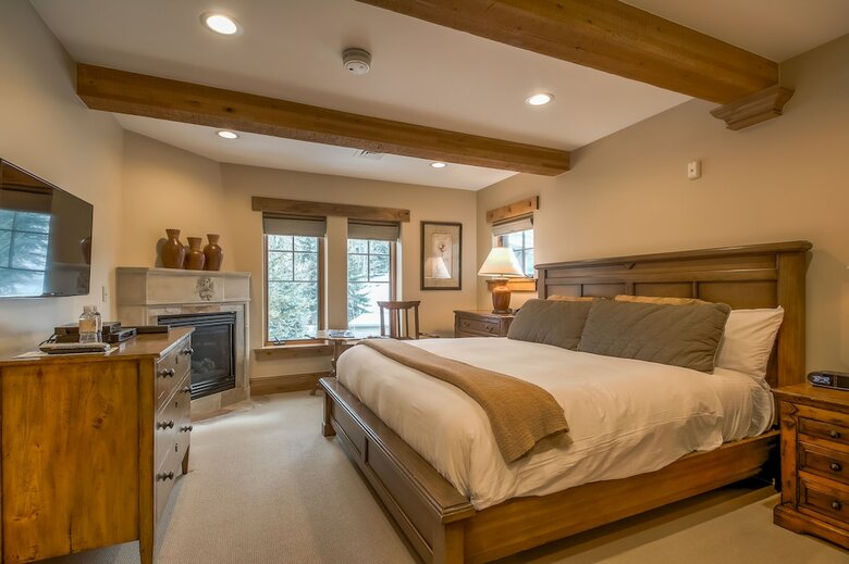 The Chateaux Deer Valley