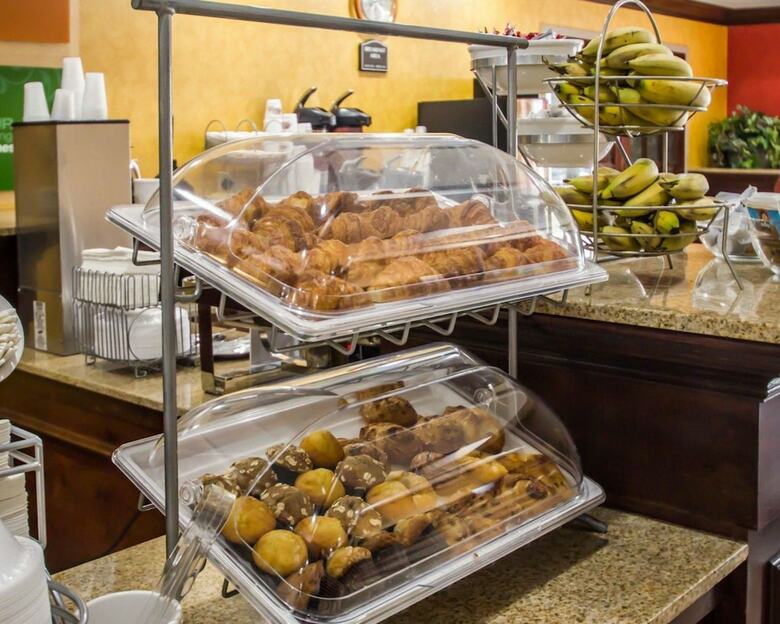 Hotel Quality Suites Nyc Gateway