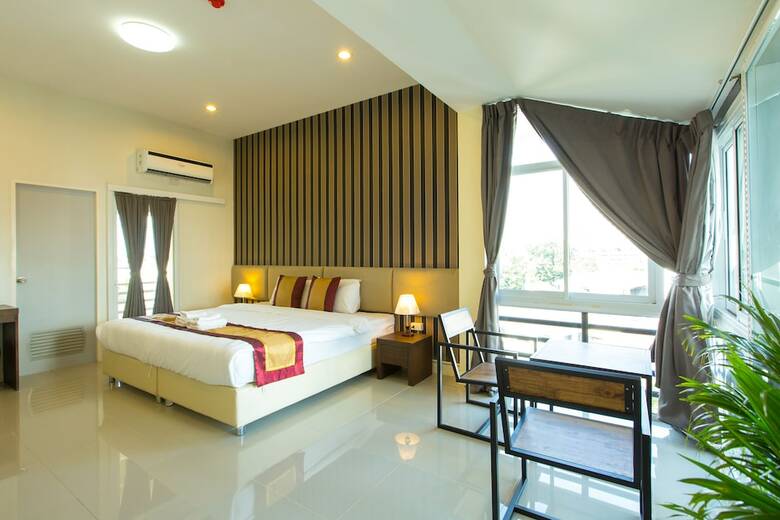 Chiang Mai Waroros Boutique Hotel
