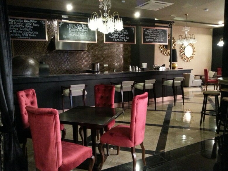 Hotel Amaroossa Grande Bekasi