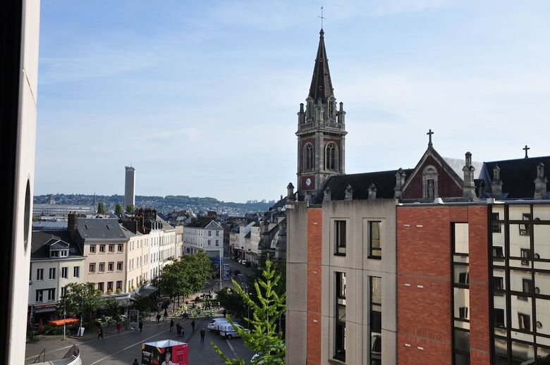 B&B Hotel Rouen Centre St Sever