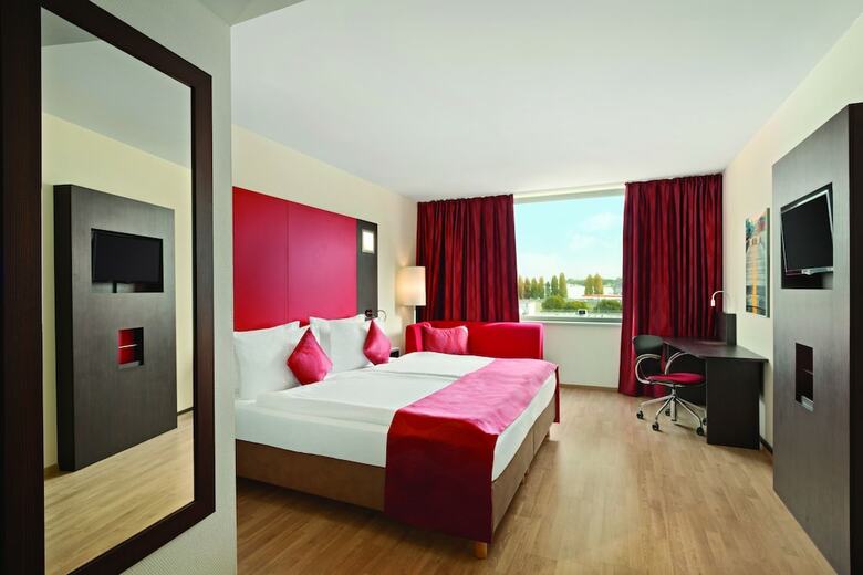 Hotel Ramada Encore By Wyndham Geneva