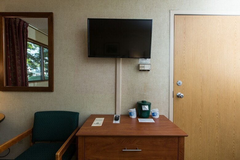 Hotel Commodores Inn