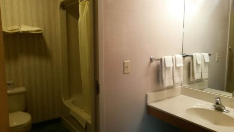 Hotel Commodores Inn