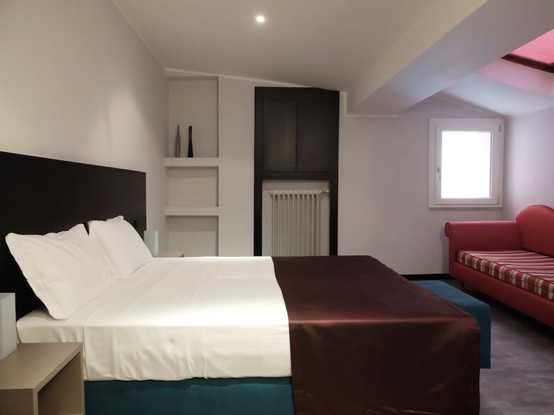Hotel Carlton