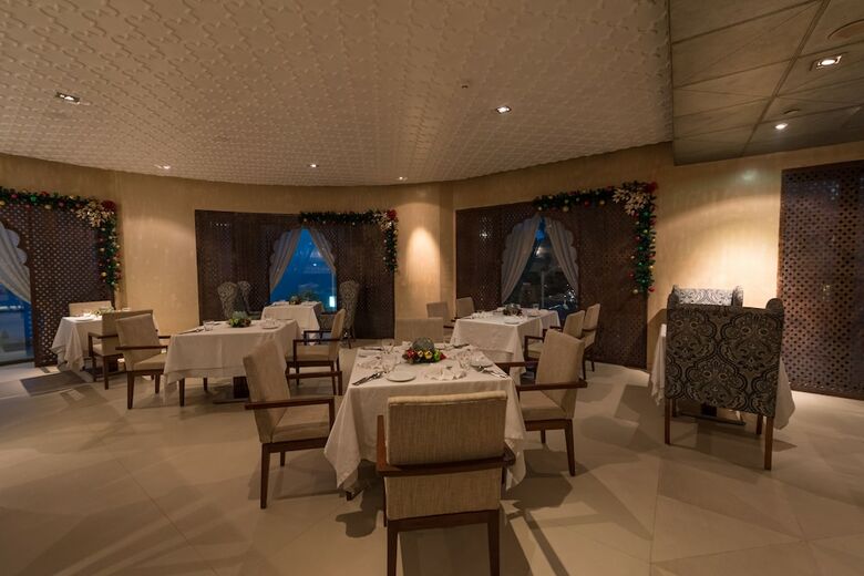 Hotel Intercontinental Marine Drive Mumbai