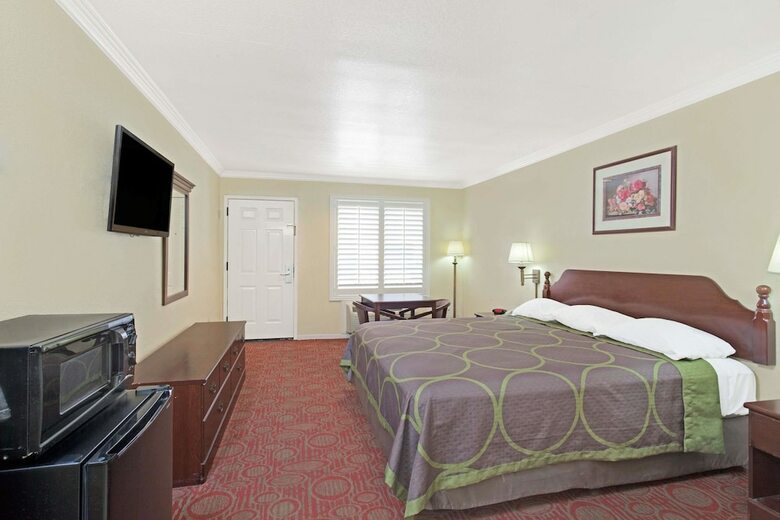Motel Super 8 By Wyndham North Hollywood