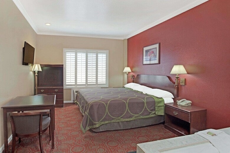 Motel Super 8 By Wyndham North Hollywood