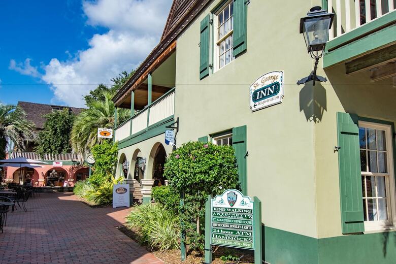 Hotel St George Inn