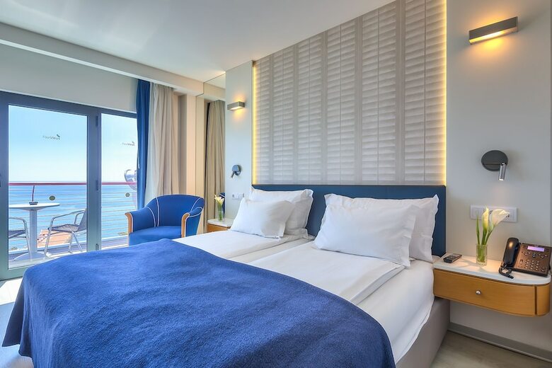 Hotel Four Views Monumental