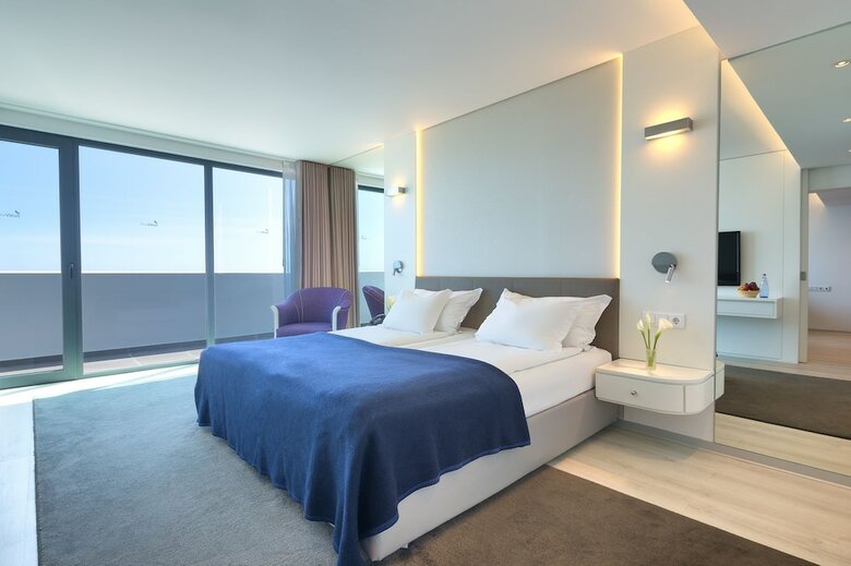 Hotel Four Views Monumental