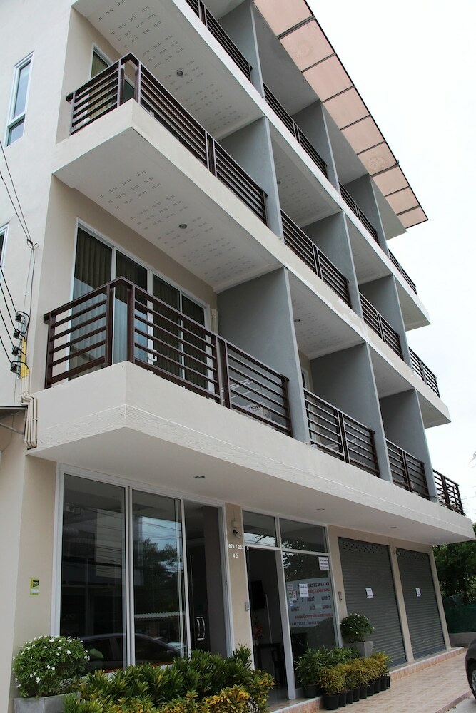 Aparthotel Nipa Residence