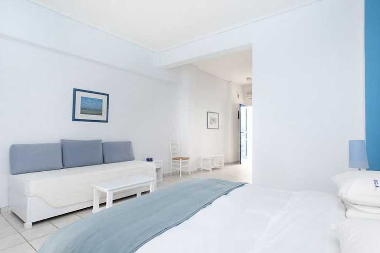 Daphne's Club Hotel Apartments