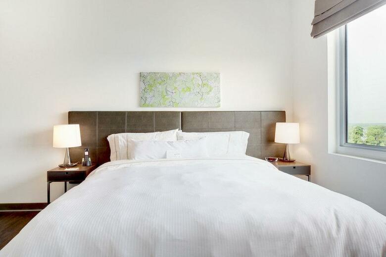 Hotel Element Miami Doral